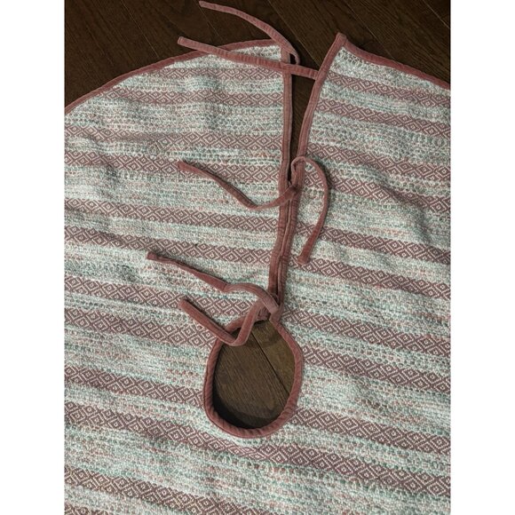 Pink Green Aspen Woven Knit Tree Skirt with Velvet Trim, 48" - Picture 10 of 10